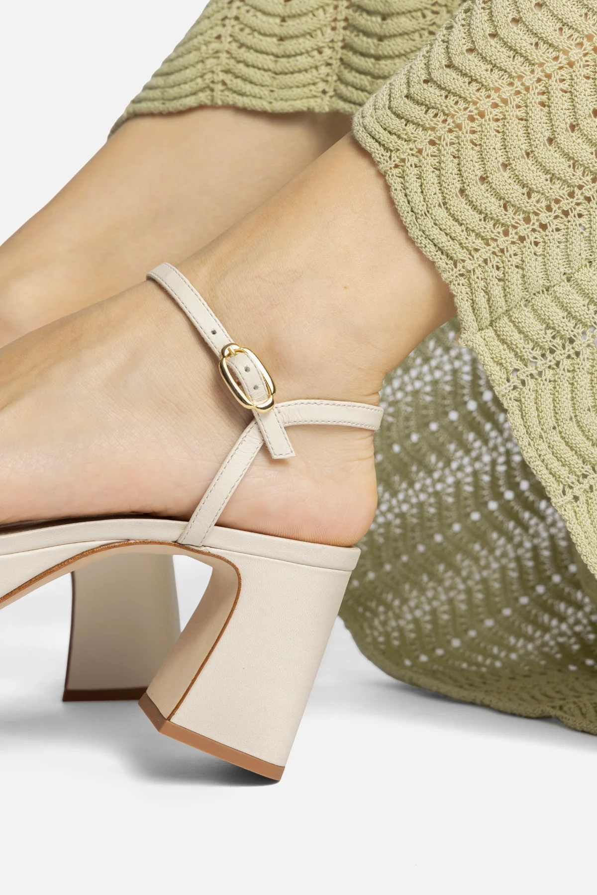 Bianca Low Sandal In Ivory Leather - Image 5